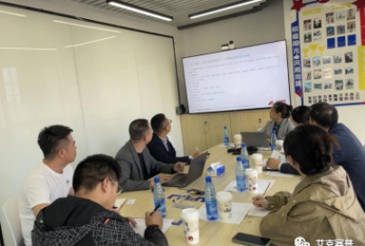 中車株洲電力研究所領(lǐng)導蒞臨艾克賽普考察調(diào)研